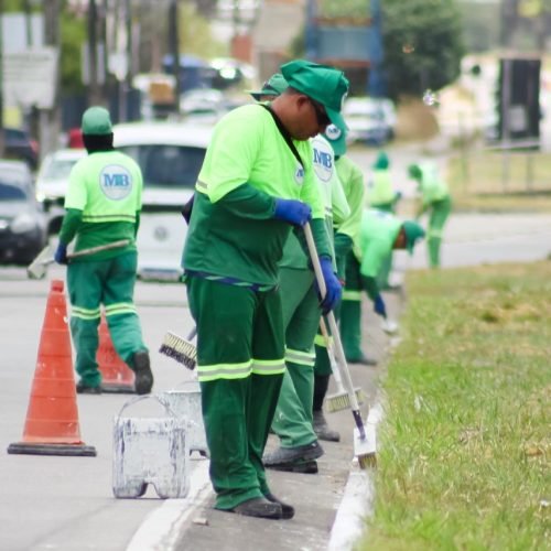 Parnamirim: mais de 100 profissionais empenhados em garantir a ordem e limpeza da cidade