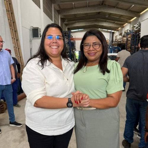 Prefeita Nilda empossa nova secretária de Serviços Urbanos