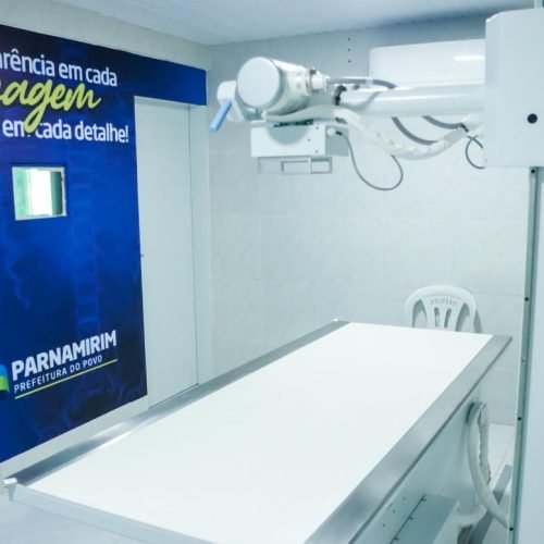 Prefeitura entrega novo aparelho de raio-x para o CCPAR