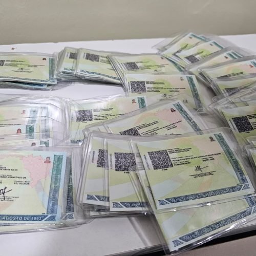 Câmara de Parnamirim convoca população para retirada de mais de 1.000 carteiras de identidade