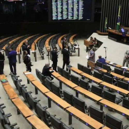 Câmara aprova projeto que cria 2 novas vagas de deputados federais para o RN