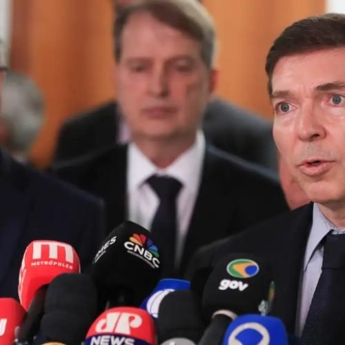 Empresários esperam acordo antes de possível retaliação aos EUA