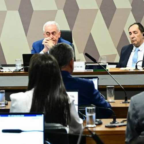 Senado rejeita PEC da Blindagem por unanimidade e votação vai ao plenário