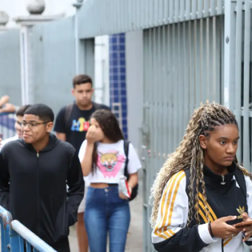 Fies: pré-selecionados devem complementar inscrição até esta terça