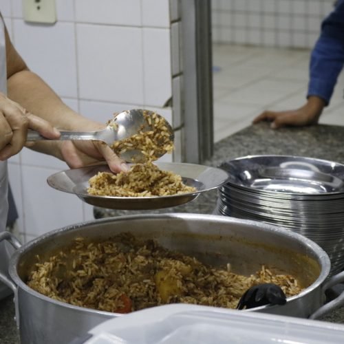 Prefeitura disponibiliza merenda escolar de qualidade nas escolas de Parnamirim