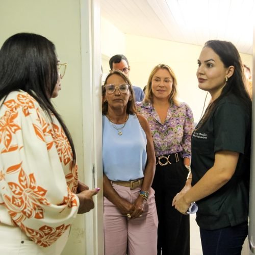 Prefeita Nilda visita Centro de Zoonoses