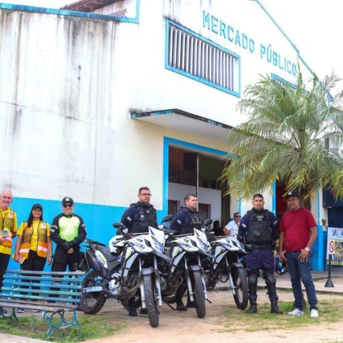 Parnamirim realiza ação educativa com ciclistas no Mercado Público