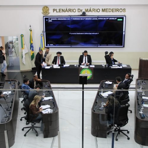 Câmara convida secretária municipal de Educação para prestar esclarecimentos