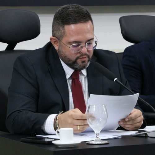 Câmara realizou 16ª reunião da Comissão de Constituição, Legislação e Redação Final (CCJ)