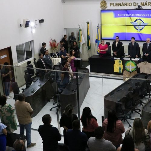 Câmara de Parnamirim homenageia 86 ACS e ACE