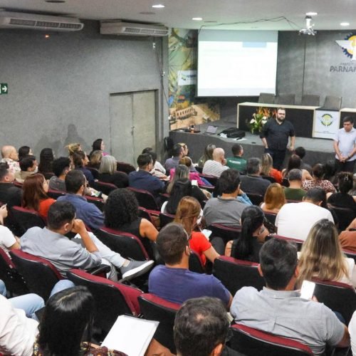 Servidores de Parnamirim participam de Oficina de Alinhamento de Contratações Públicas