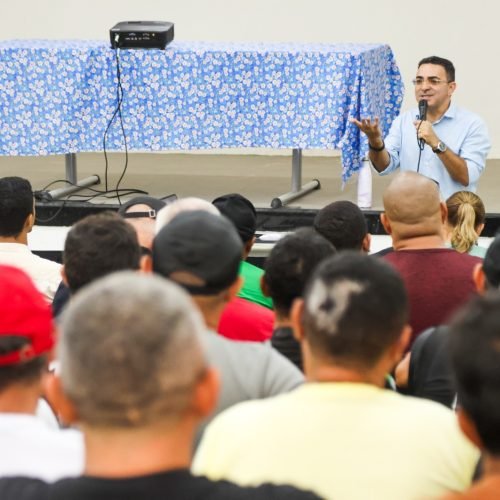 Parnamirim capacita profissionais de apoio da Educação