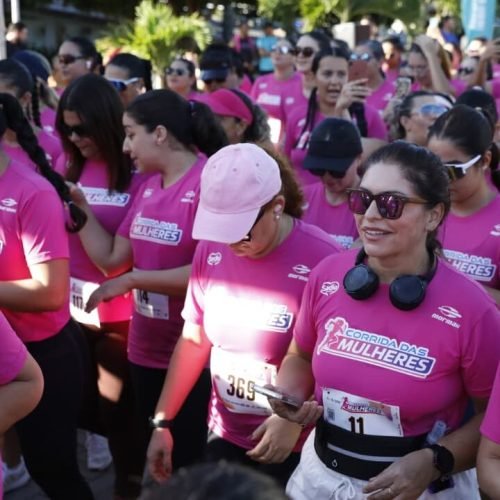 Corrida das Mulheres reúne mil participantes em Natal em segunda edição