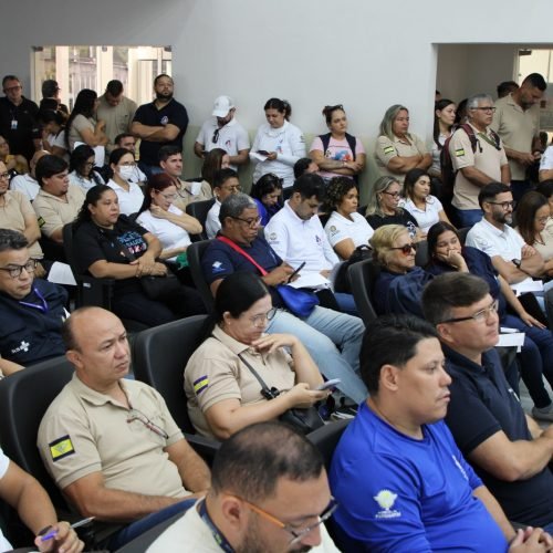 Audiência pública discute planos de cargos, carreiras e vencimentos dos ACS e ACE