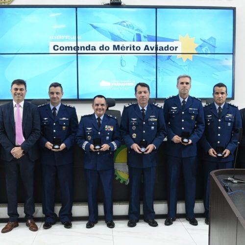 Câmara Municipal de Parnamirim entrega Comenda do Mérito Aviador