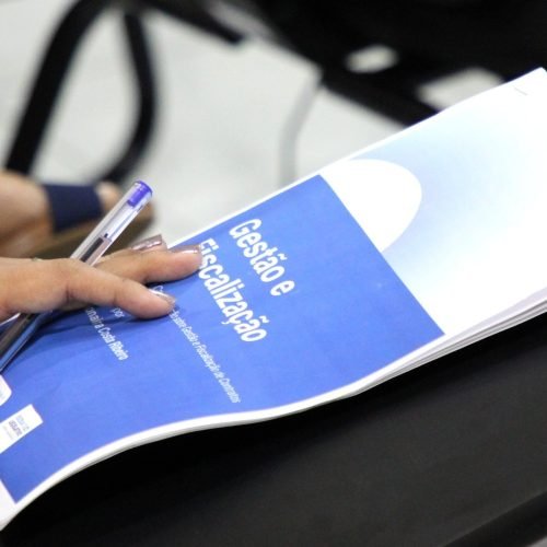 Curso de Gestão e Fiscalização de Contratos avança com foco em relatórios fiscais