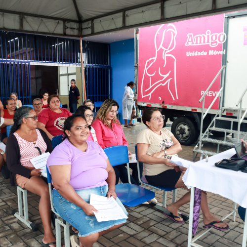 Unidades Básicas de Saúde recebem atendimento do Caminhão da Mamografia