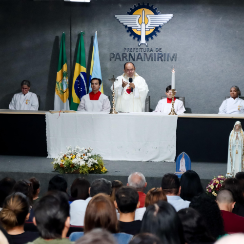 Imagem de Nossa Senhora de Fátima visita Prefeitura reúne servidores em momento de fé