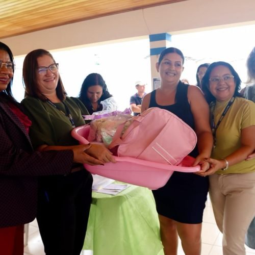 Prefeitura beneficia 36 mães com kits natalidade em Passagem de Areia