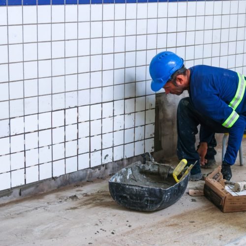 Prefeitura avança com cronograma de manutenção e reparos nas escolas e CMEIs do município